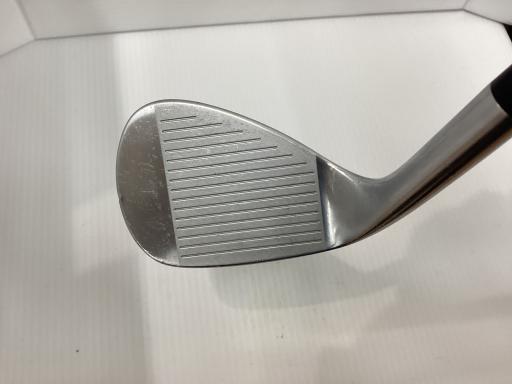 TOUR B XW−1(2018) 52°/08°