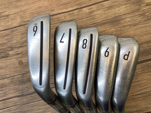 rhl@l`w@@Tri{FT{Zbgj