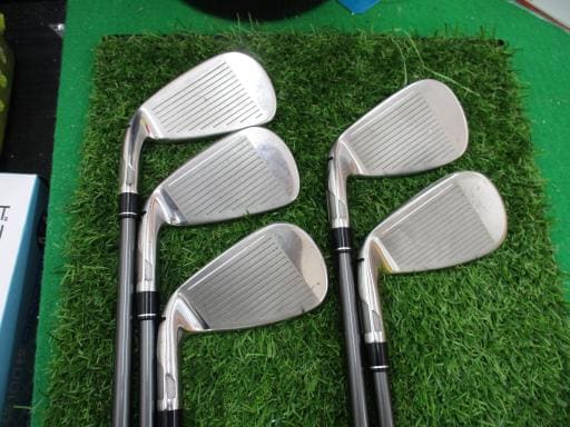 rhl@l`w@@Tri{FT{Zbgj