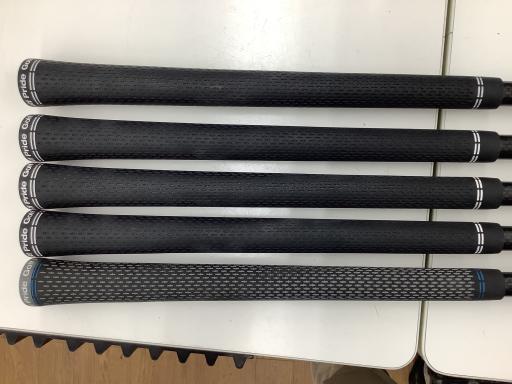 rhl@l`wEnr@@Tri{FT{Zbgj