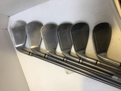 �w�w�h�n�i�Q�O�P�Q�j�@�U�r�i���{���F�U�{�Z�b�g�j