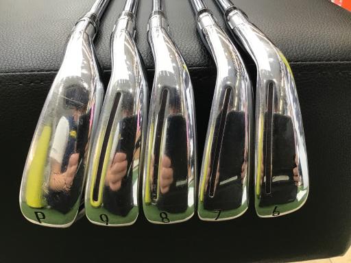 rhl@fknhqd@Tri{FT{Zbgj