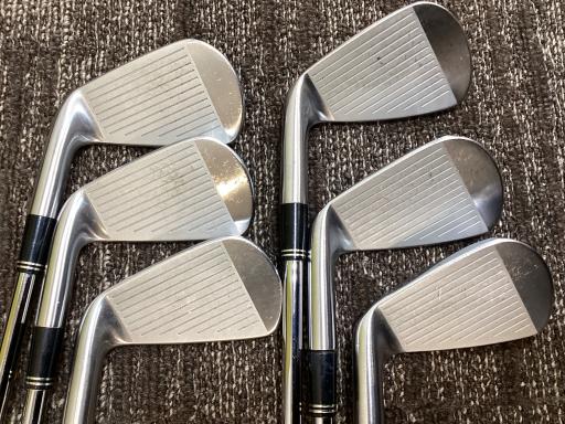 �r�q�h�w�n�m�@�y�V�S�T�@�@�U�r�i���{���F�U�{�Z�b�g�j