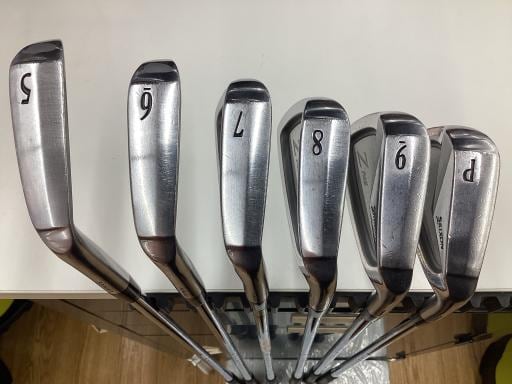 �r�q�h�w�n�m�@�y�V�S�T�@�@�U�r�i���{���F�U�{�Z�b�g�j