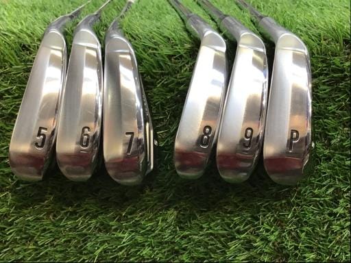 ＳＲＩＸＯＮ　ＺＸｉ５　６Ｓ