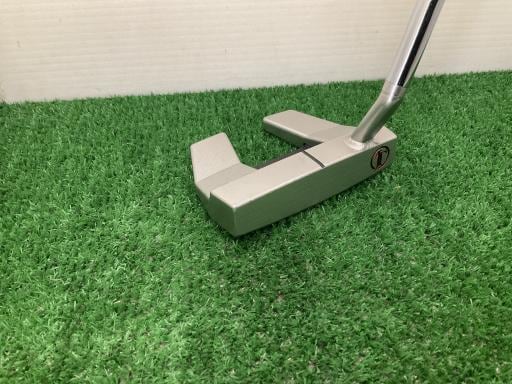 ＳＣＯＴＴＹ　ＣＡＭＥＲＯＮ　ＩＮＳＰＩＲＥＤ　ＢＹ　ＪＵＳＴＩＮ　ＴＨＯＭＡＳ　３４．５インチ