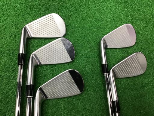 rqhwnm@ywT@Uri{FT{Zbgj