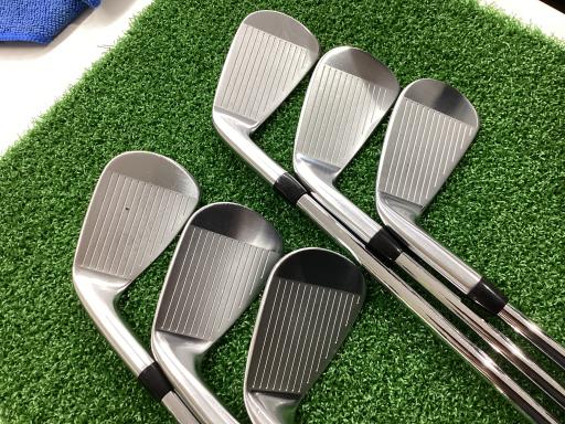 �s���������������@�s�P�O�O�r�i�Q�O�Q�P�j�@�U�r�i���{���F�U�{�Z�b�g�j