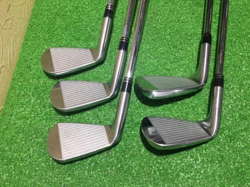 �r�q�h�w�n�m�@�y�X�S�T�@�U�r�i���{���F�T�{�Z�b�g�j