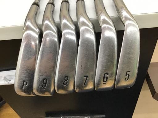 �w�w�h�n�i�Q�O�P�U�j�@�U�r�i���{���F�U�{�Z�b�g�j