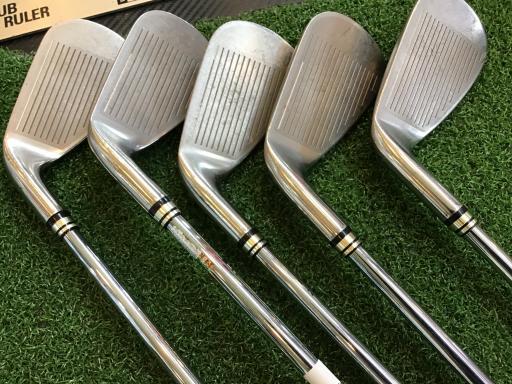 wwhniQOPQj@Tri{FT{Zbgj