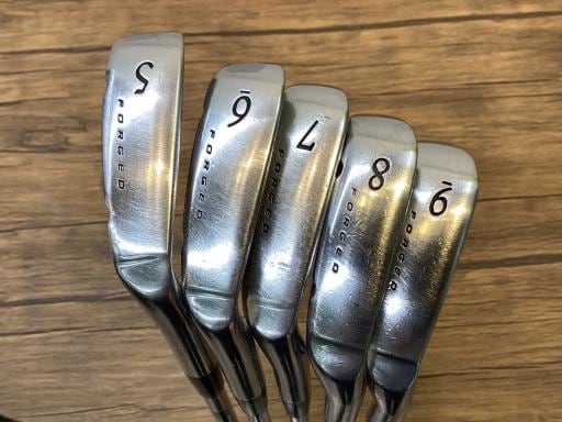 rqhwnm@yTQT@@Uri{FU{Zbgj