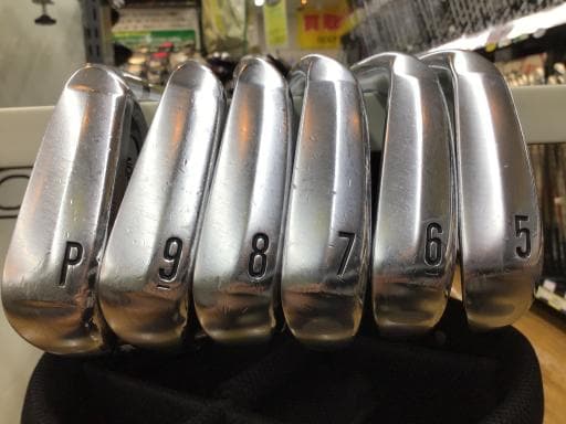 rqhwnm@ywT@Uri{FU{Zbgj