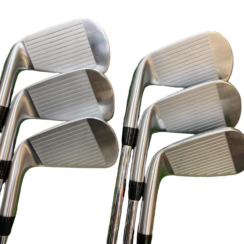 �s���������������@�s�P�O�O�r�i�Q�O�Q�P�j�@�U�r�i���{���F�U�{�Z�b�g�j