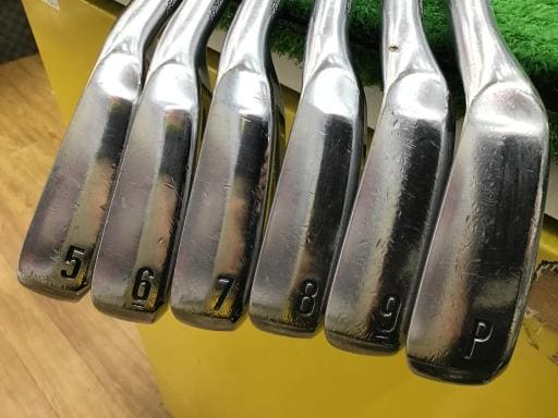 ＳＲＩＸＯＮ　ＺＸｉ５　６Ｓ
