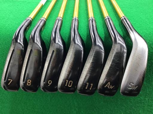 ＢＥＲＥＳ　ＢＬＡＣＫ　８Ｓ