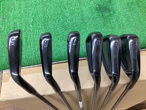 Ｘ　ＦＯＲＧＥＤ　ＳＴＡＲ（２０２４）　ＢＬＡＣＫ　６Ｓ