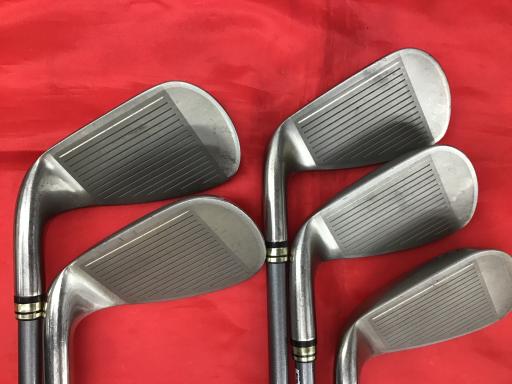 �w�w�h�n�i�Q�O�P�Q�j�@�T�r�i���{���F�T�{�Z�b�g�j