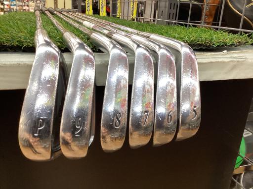 �r�q�h�w�n�m�@�y�V�U�T�@�@�U�r�i���{���F�U�{�Z�b�g�j