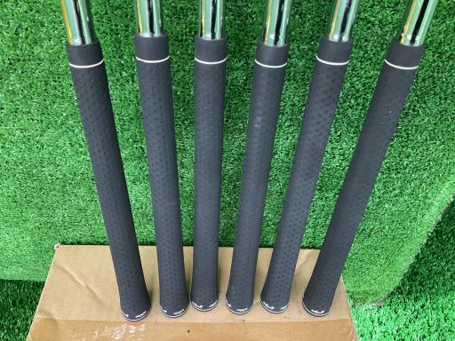 �r�q�h�w�n�m�@�y�V�S�T�@�@�U�r�i���{���F�U�{�Z�b�g�j