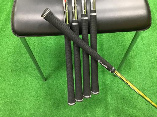 rqhwnm@ywT@Uri{FT{Zbgj