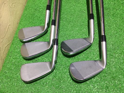 ���Q�R�O�@�U�r�i���{���F�T�{�Z�b�g�j