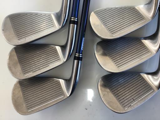 �w�w�h�n�i�Q�O�P�U�j�@�U�r�i���{���F�U�{�Z�b�g�j