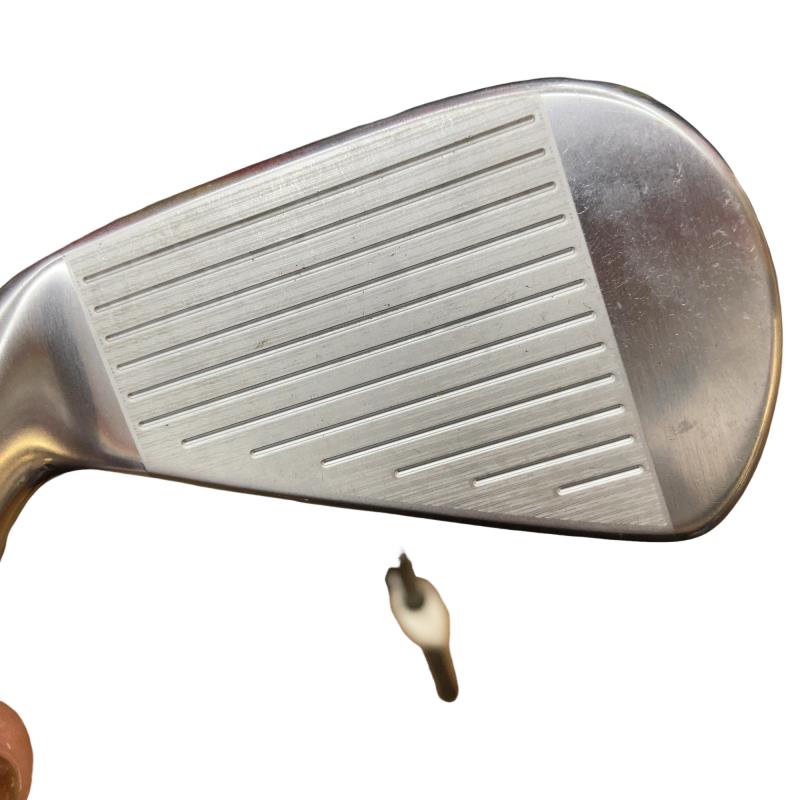 �r�q�h�w�n�m�@�y�@�t�U�T�@�t�R