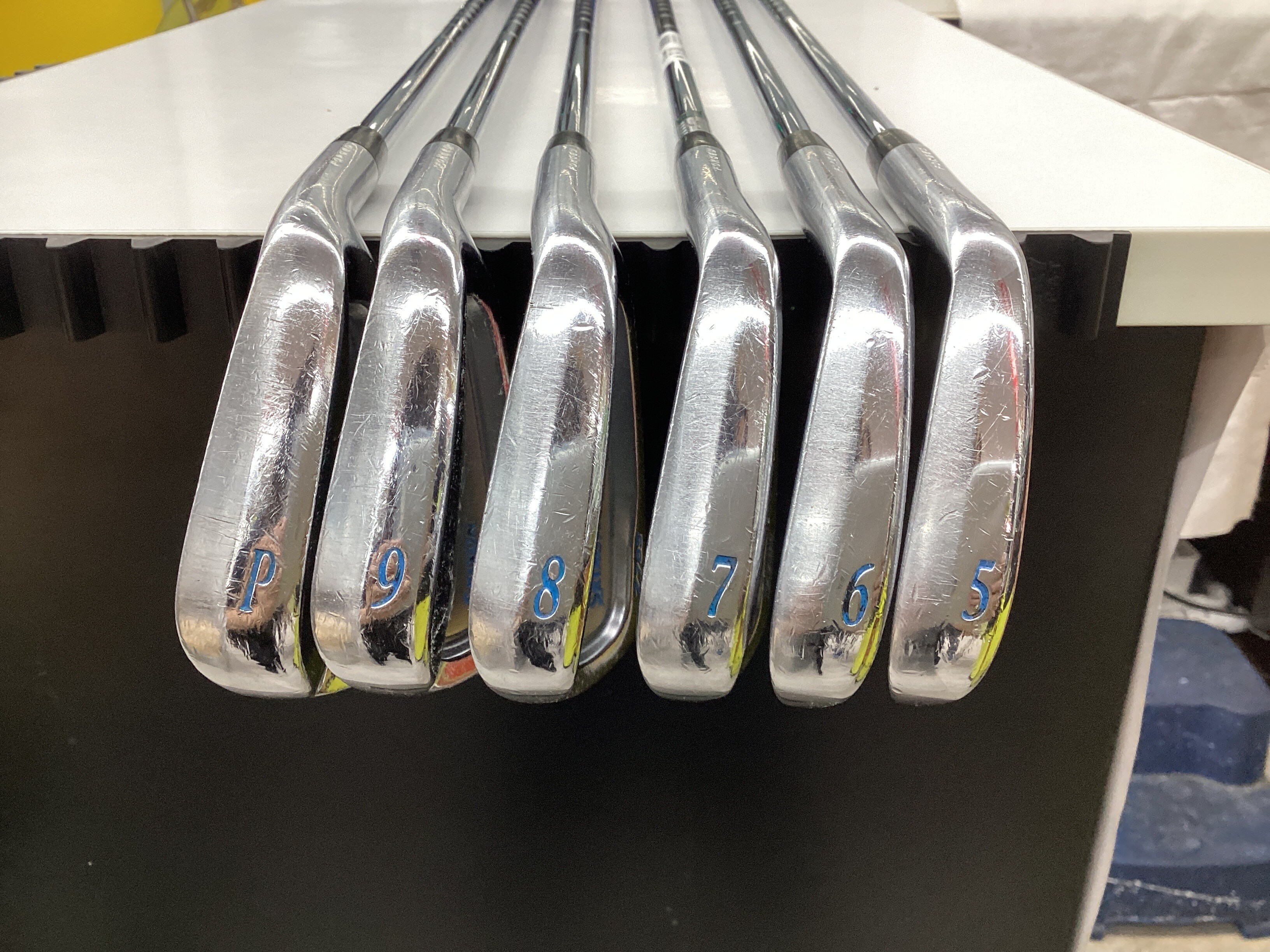 rqhwnm@yVWT@@Uri{FU{Zbgj