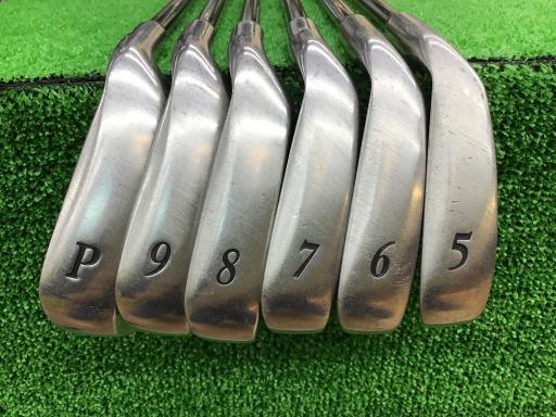 �w�w�h�n�i�Q�O�O�S�j�@�@�U�r�i���{���F�U�{�Z�b�g�j