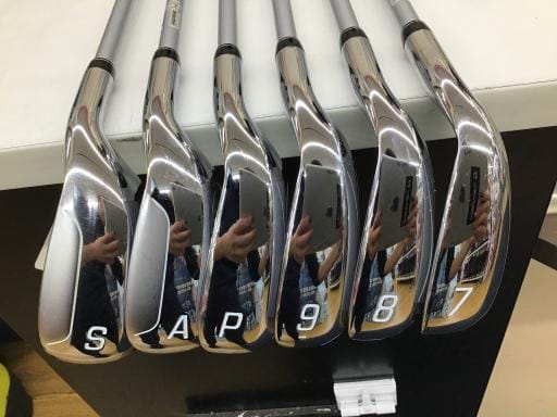 �a�q�h�c�f�d�r�s�n�m�d�@�a�|�k�c�@�V�r�@���f�B�[�X�i���{���F�U�{�Z�b�g�j