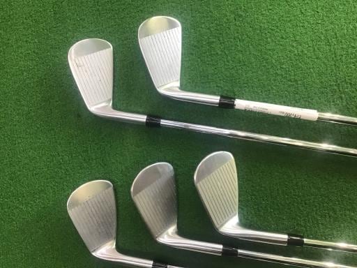 s@la@UQO@Tri{FT{Zbgj