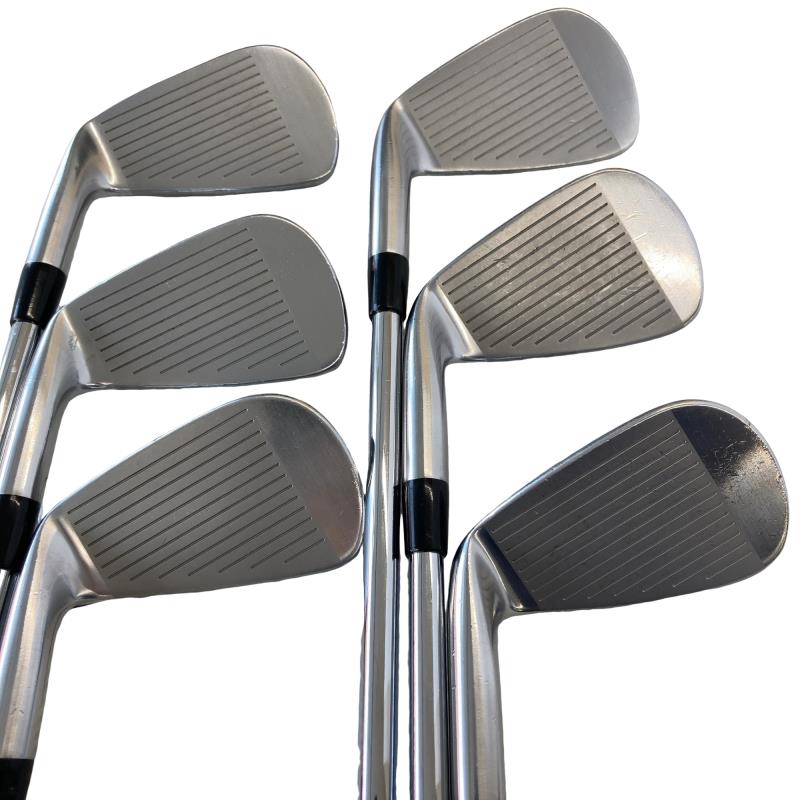 �a�q�h�c�f�d�r�s�n�m�d�@�Q�S�Q�b�a�{�@�U�r�i���{���F�U�{�Z�b�g�j