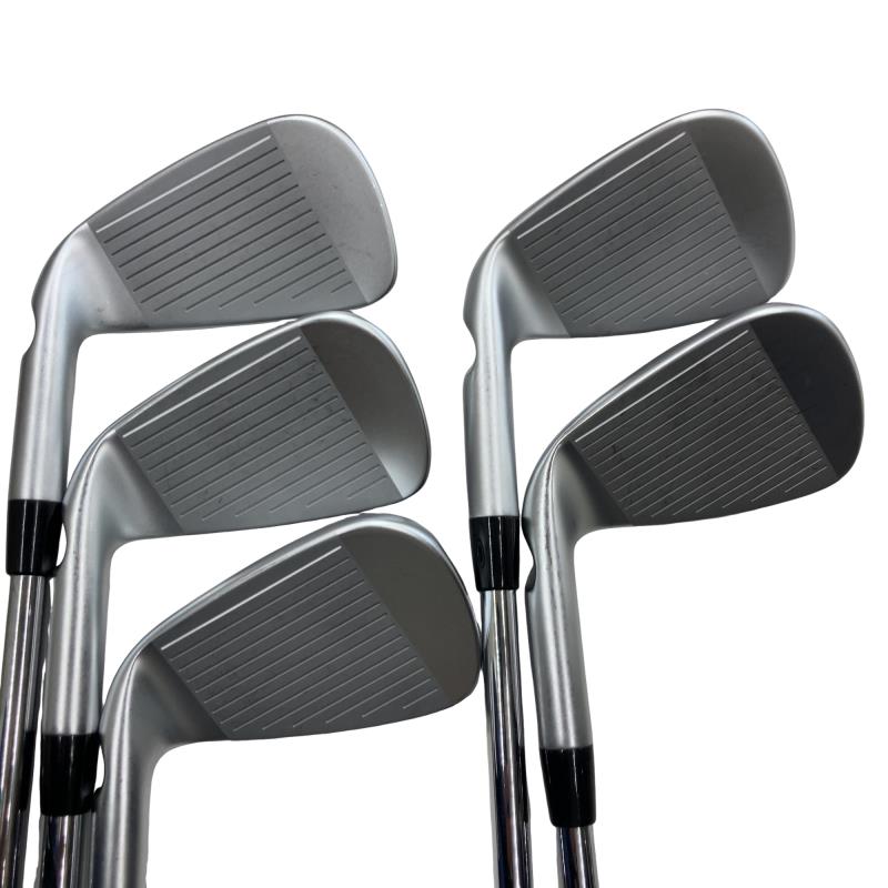 ���T�O�O�@�T�r�i���{���F�T�{�Z�b�g�j