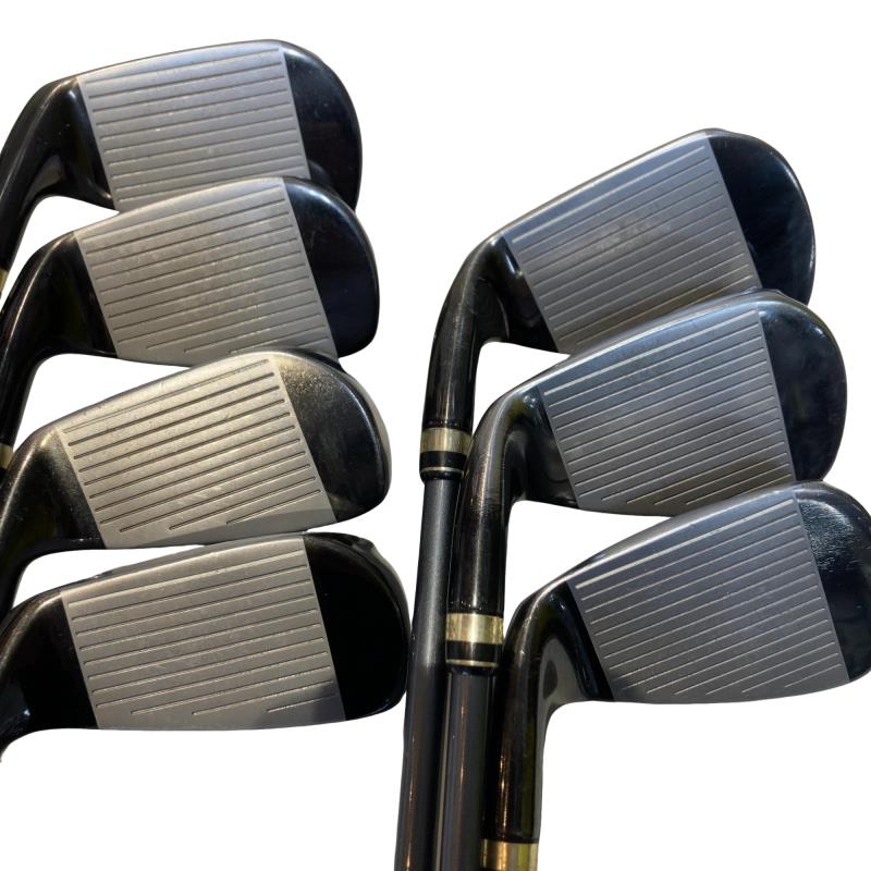 �������i�Q�O�P�P�j�@�W�r�i���{���F�V�{�Z�b�g�j