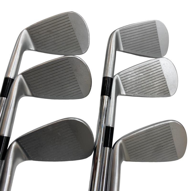 �s�����������@�l�������@�o�E�V�l�b�i�Q�O�Q�R�j�@�U�r�i���{���F�U�{�Z�b�g�j