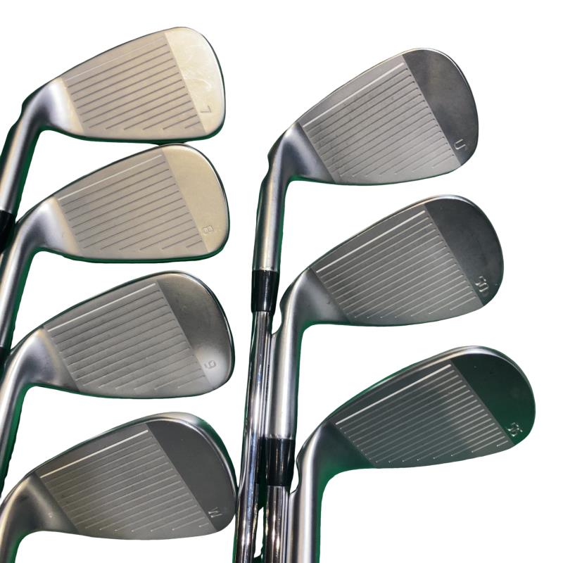 �f�V�R�O�@�V�r�i���{���F�V�{�Z�b�g�j