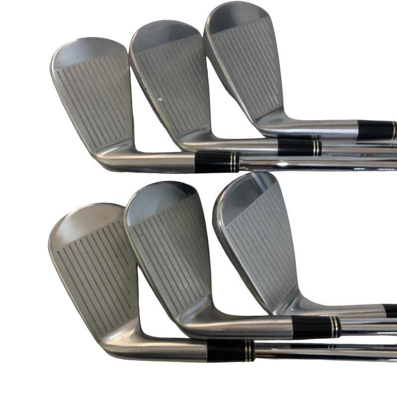 �r�q�h�w�n�m�@�y�T�S�T�@�@�U�r�i���{���F�U�{�Z�b�g�j