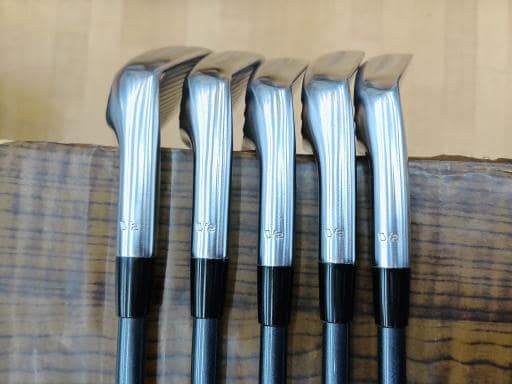 qq@q@u@uQ@Uri{FT{Zbgj