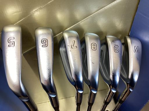 ���Q�P�O�@�U�r�i���{���F�U�{�Z�b�g�j