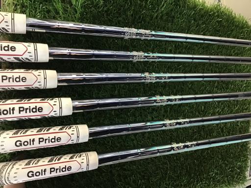 �w�w�h�n�i�Q�O�P�U�j�@�U�r�i���{���F�U�{�Z�b�g�j