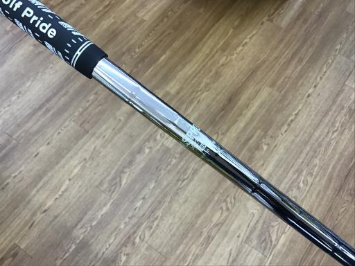 ＢＲＩＤＧＥＳＴＯＮＥ　ＦＯＲＧＥＤ（シルバー）　５２°／０８°