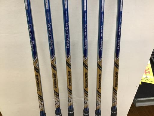 �r�q�h�w�n�m�@�y�V�S�T�@�@�U�r�i���{���F�U�{�Z�b�g�j