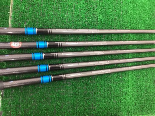 rhl@l`w@@Tri{FT{Zbgj