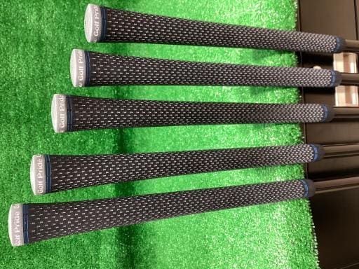 rhl@l`w@@Tri{FT{Zbgj