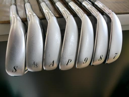 �d�y�n�m�d�@�q���������i�Q�O�P�X�j�@�W�r�@���f�B�[�X�i���{���F�V�{�Z�b�g�j