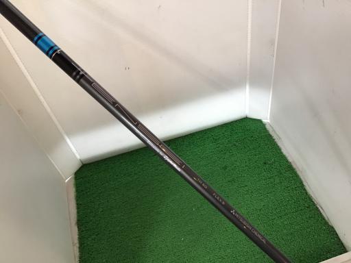 rhl@l`w@@Tri{FT{Zbgj