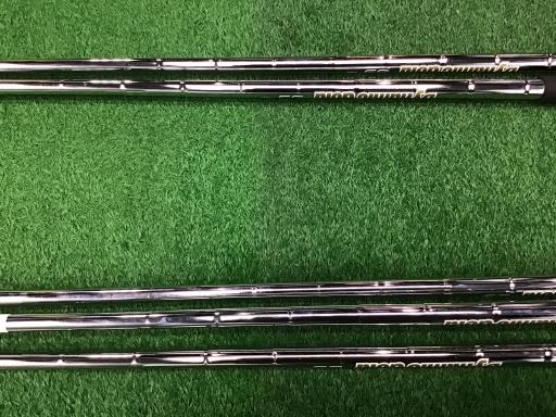 rqhwnm@ywT@Uri{FT{Zbgj