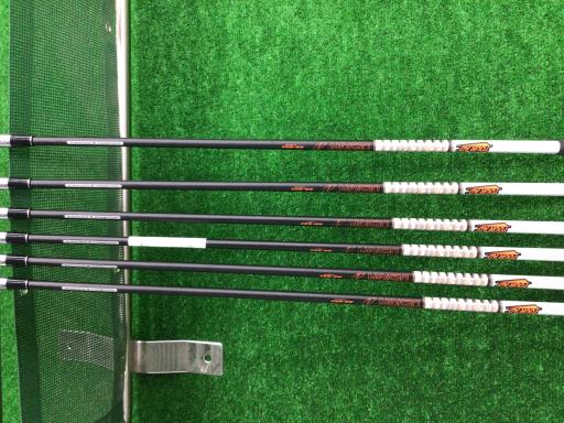 rqhwnm@ywT@Uri{FU{Zbgj