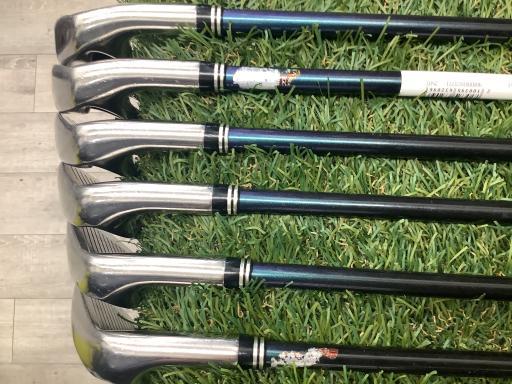 �w�w�h�n�i�Q�O�P�U�j�@�U�r�i���{���F�U�{�Z�b�g�j